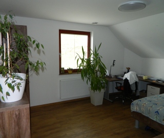 mladinska soba HRAST ENDGRAIN 1